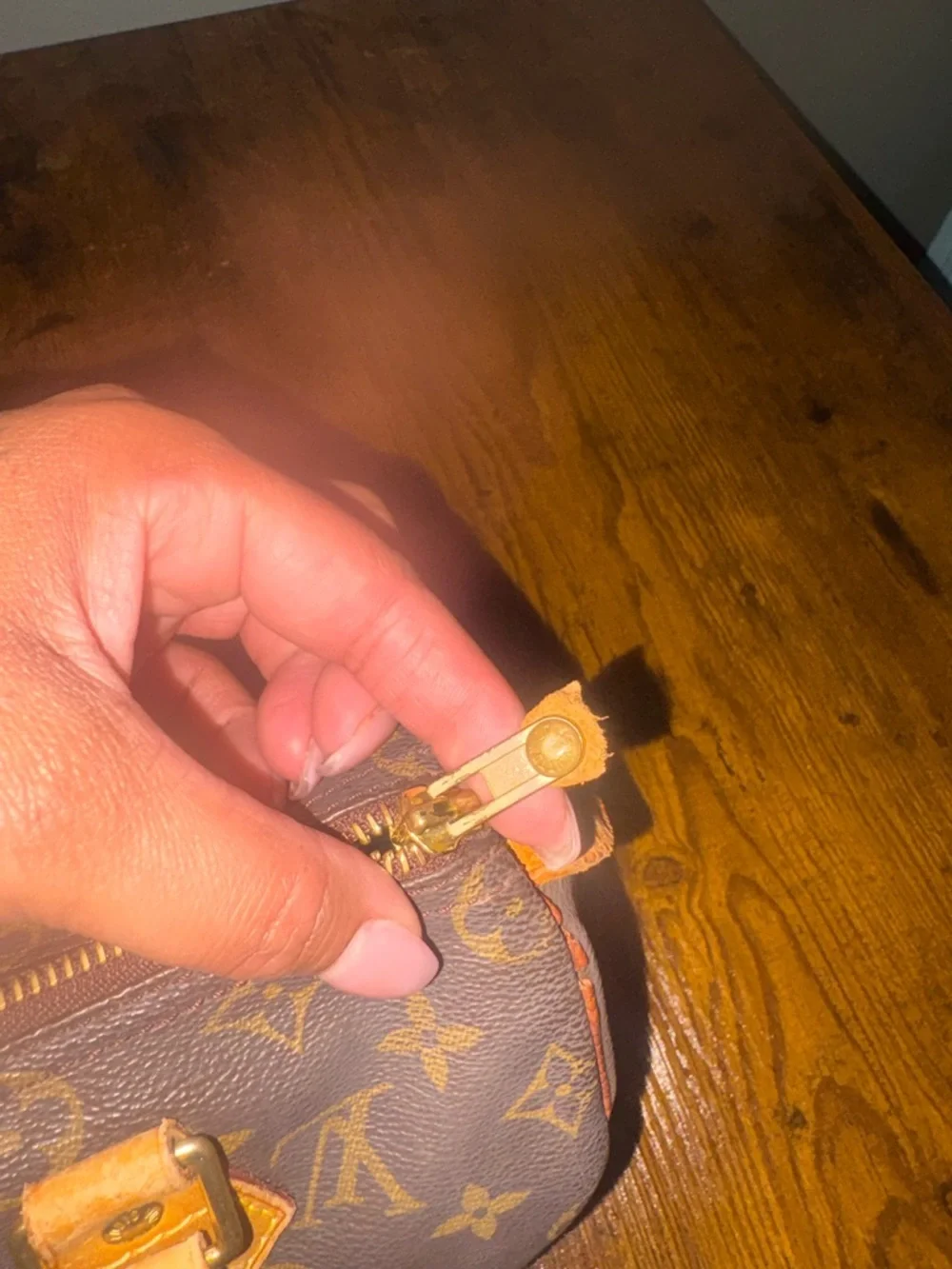 Louis Vuitton Brown Monogram Canvas Speedy 25 - Picture 5 of 8